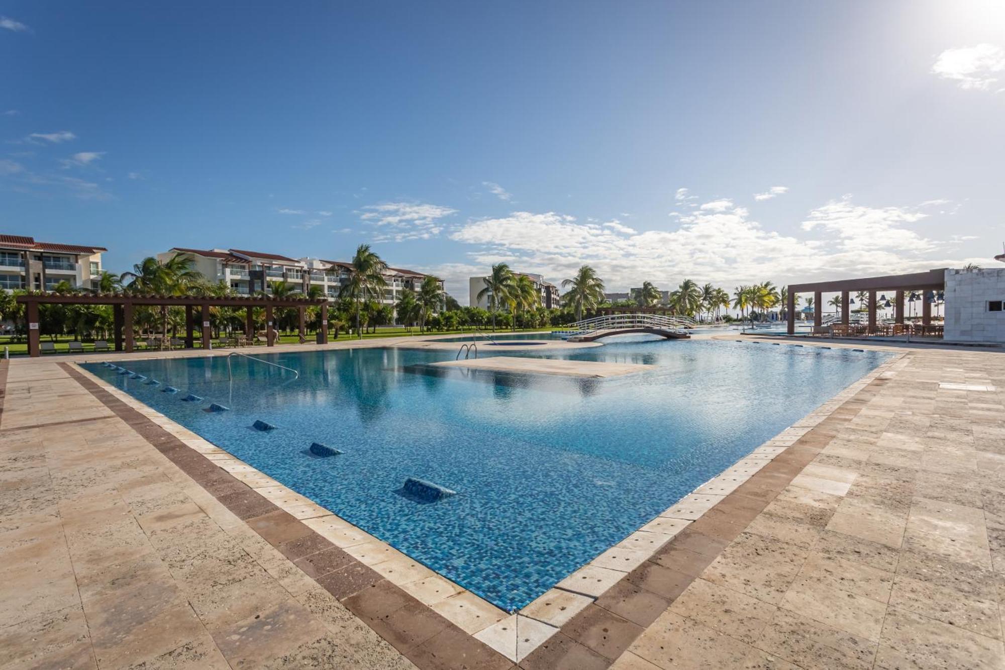 Casa 401n Secretos Apts Playa del Carmen